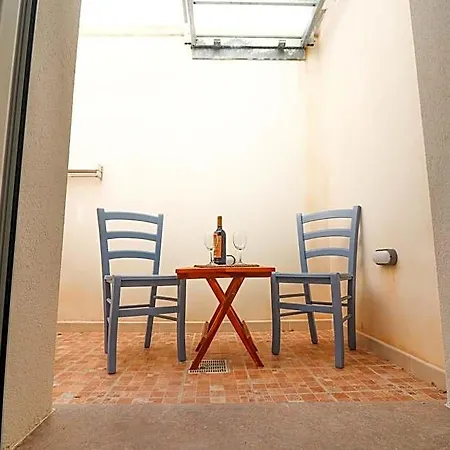Malikas House Hotel 4*
